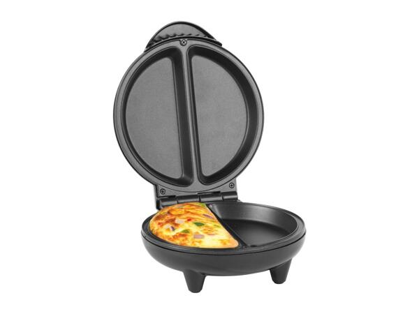 Salter Omelette Maker