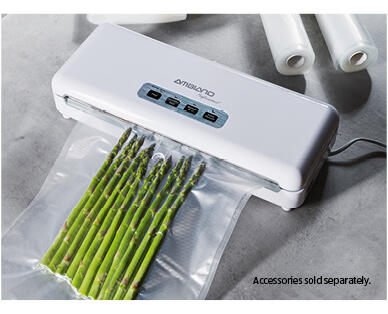 Vacuum Food Sealer with Inbuilt Roll Holder