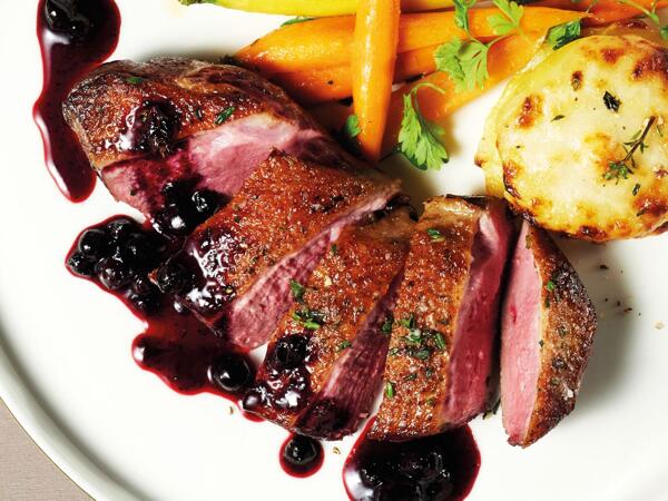 Frisches Barbarie Entenbrustfilet