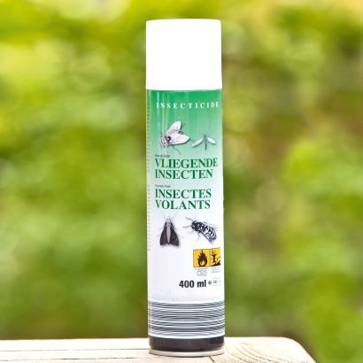 Spray insecticide contre insectes volants