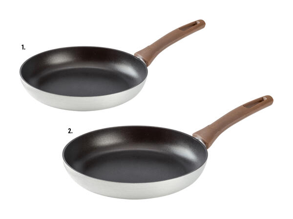 Poêle en aluminium