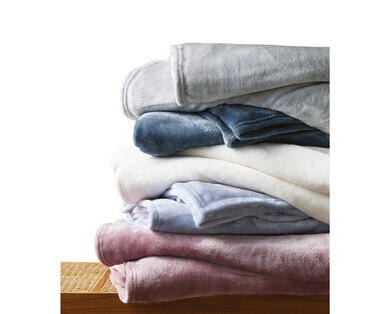 Flannel Blanket – Queen Size