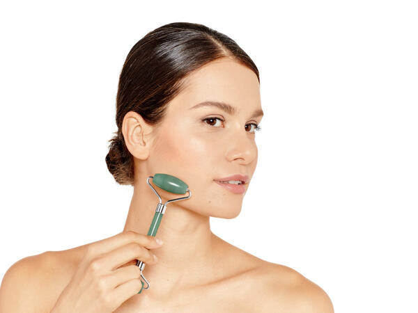 Quartz Facial Roller or Quartz Massage Stone