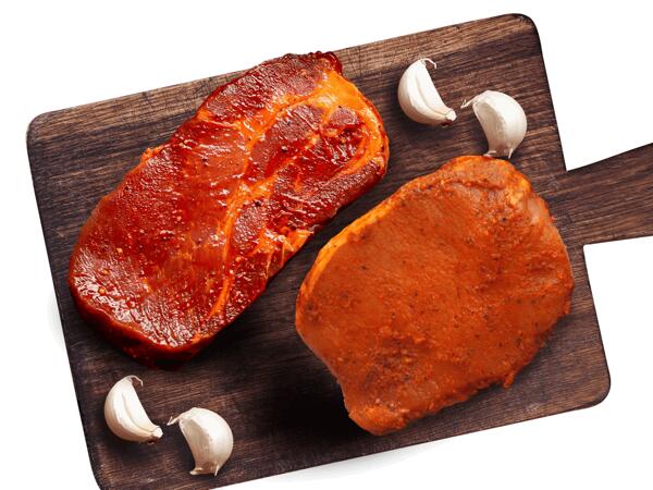 Frische Karree- oder Schopfsteaks mariniert