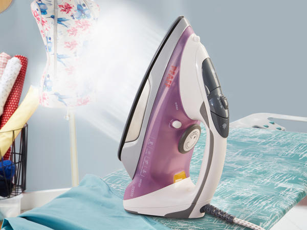 2200W Steam Iron