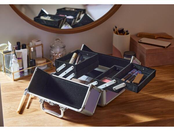 Vanity case