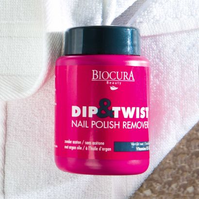 Dissolvant pour vernis à ongles
