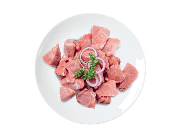 Frisches Schweinefleisch gewürfelt