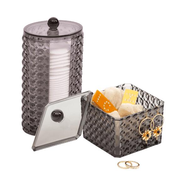 Make-up organizer