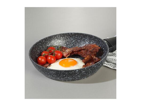 Salter 24cm Frying Pan