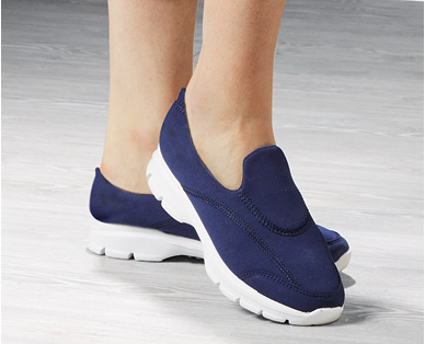 Ladies Casual Comfort Shoes
