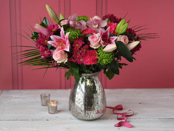 Deluxe Best Mother Bouquet