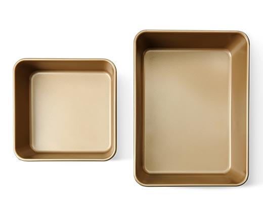 Crofton 
 Baking Pan Set
