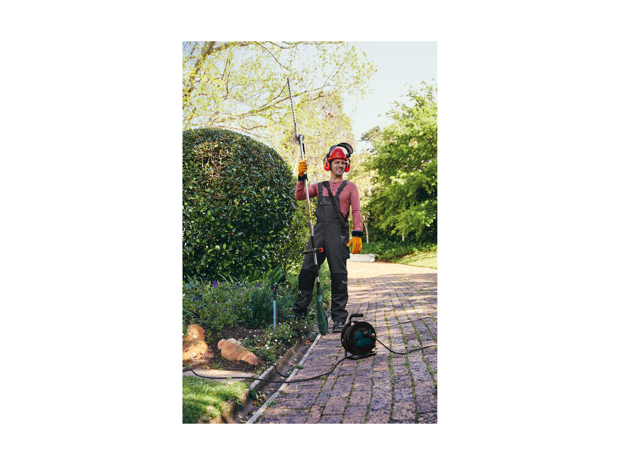 Parkside Extendable Hedge Trimmer & Pole Pruner1