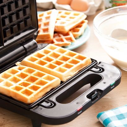 Toaster, Waffeleisen und Grill in 1