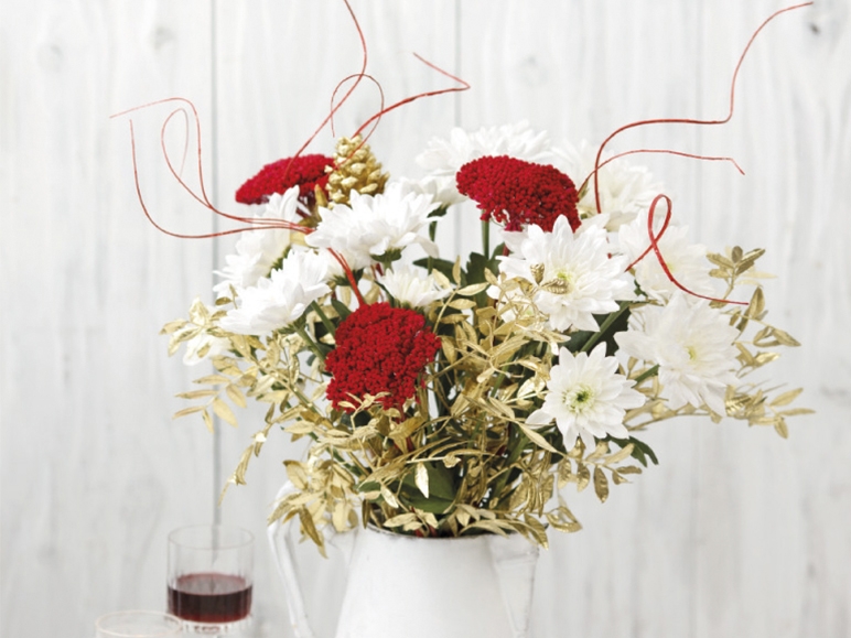 Festive Cheer Bouquet