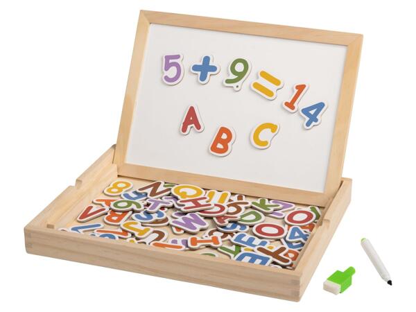 Magnetic activity box or activity game