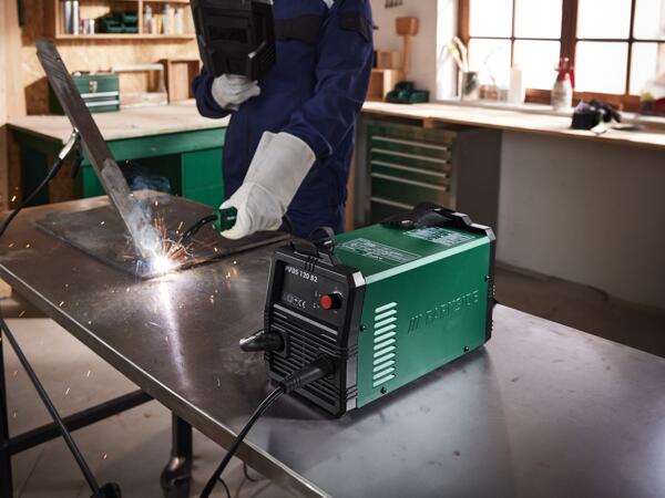 Inverter flux cored wire welder