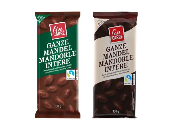 Plaque de chocolat aux amandes entières