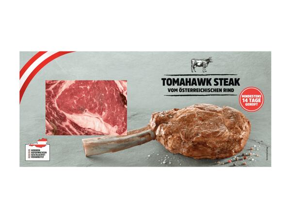 Frisches Tomahawk Steak