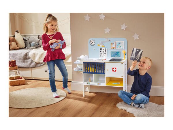 Playtive 2-in-1 Baby Clinic and Vet Play Set