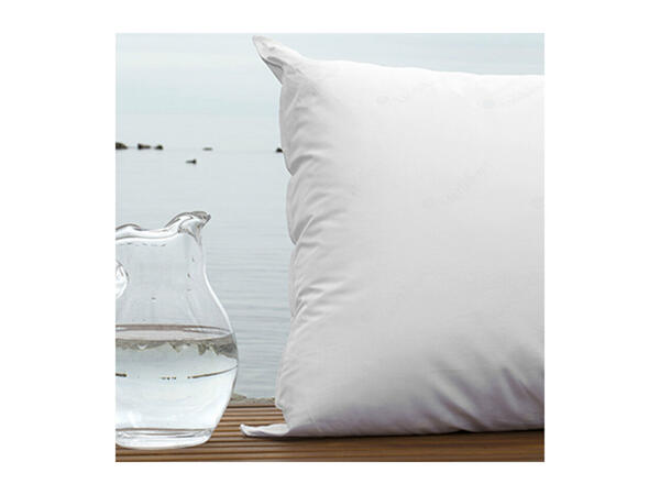 Mediflow Original Water Pillow - Lidl - Great Britain - Specials archive