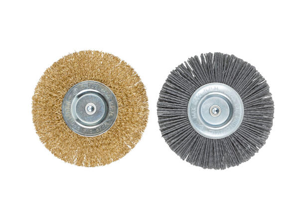 Cordless Patio Brush