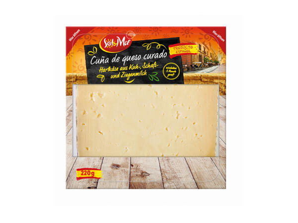 Cuña de queso curado