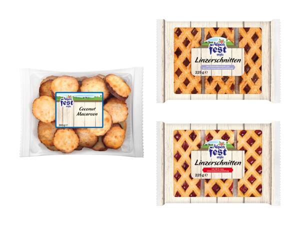 Parts de tarte de Linz/​macarons à la noix de coco