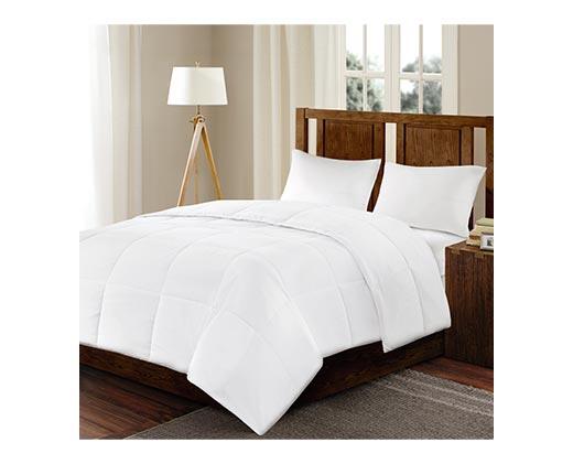 Huntington Home 
 Down Alternative Comforter