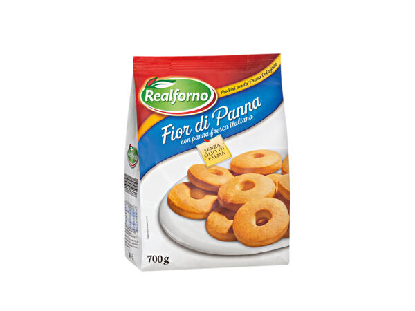 Shortbread Biscuits with Cream