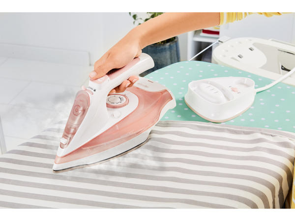 Cordless Steam Iron