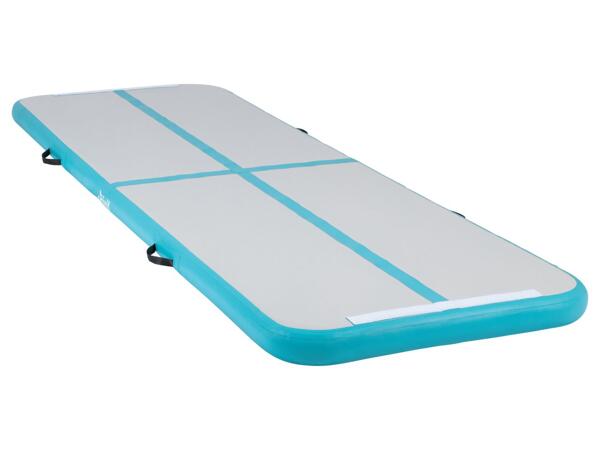 Inflatable gym mat