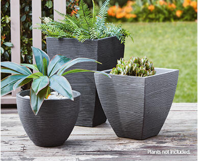 Small Grooved Plastic Planter
