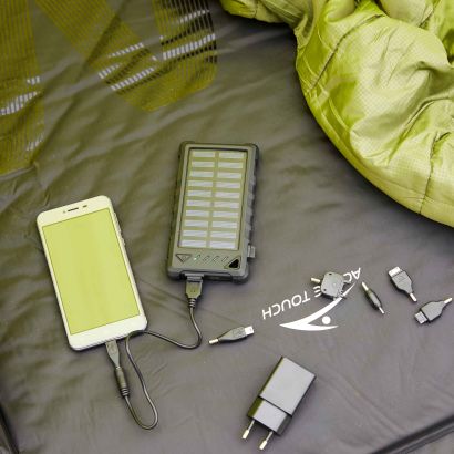 Oplader op zonne-energie