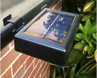 Solar Gutter or Fence Light 2pk