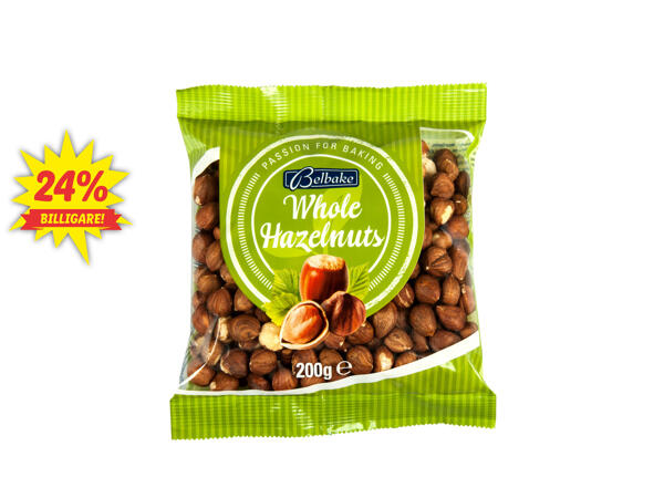 Hela hasselnötskärnor