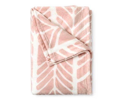 Huntington Home 
 50" x 70" Royal Plush Throw