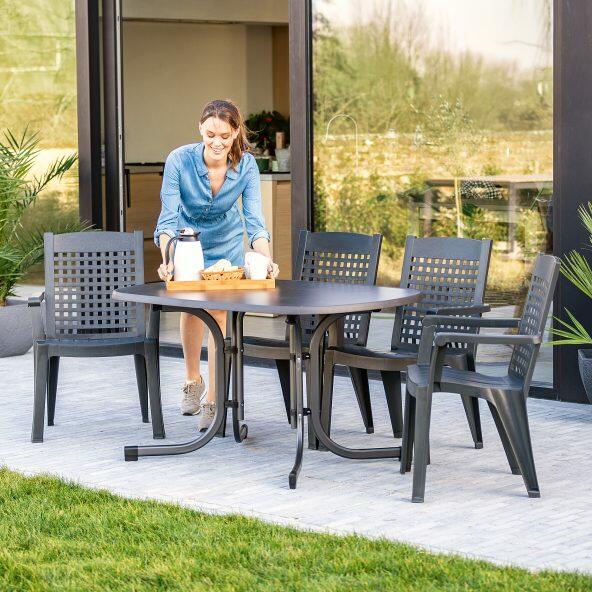 BELAVI(R) 				Chaise de jardin empilable