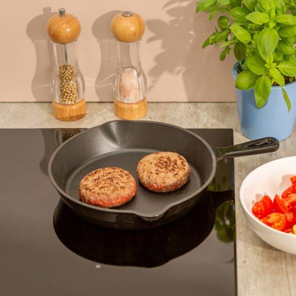 CROFTON(R) 				Gietijzeren pan