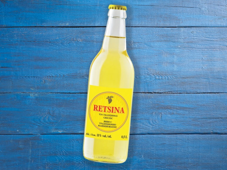 Retsina, vin alb sec tradițional grecesc, alc. 11% vol