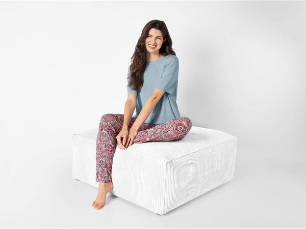 Ladies' pyjamas