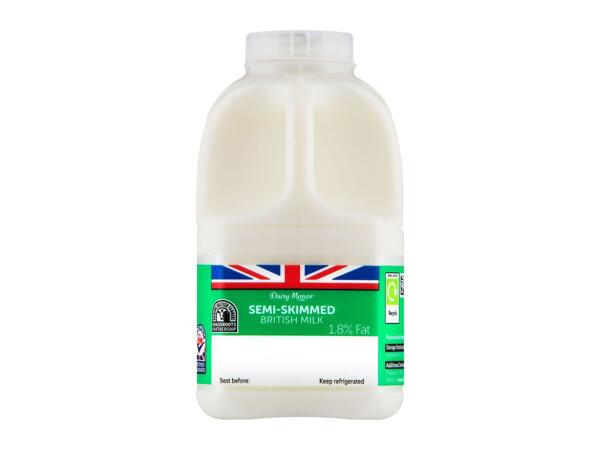 Dairy Manor Semi-Skimmed British Milk