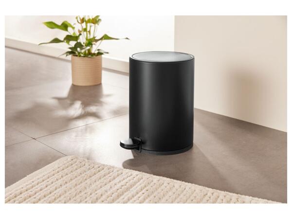 Pedal Bin 2.8L