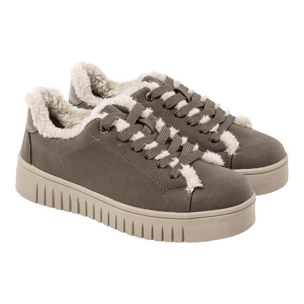 UP2Fashion(R) 				Gefütterte Sneakers
