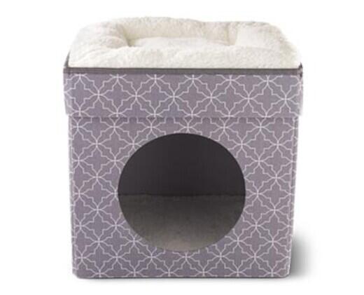 Heart to Tail 
 Collapsible Cat Cube Condo