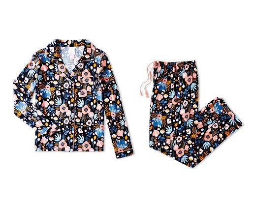 Serra 
 Ladies 2 Piece Flannel Pajama Set