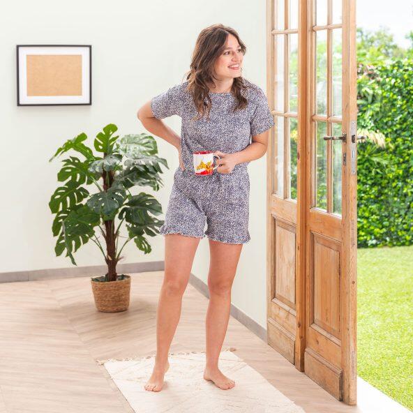 UP2Fashion(R) 				Shortama