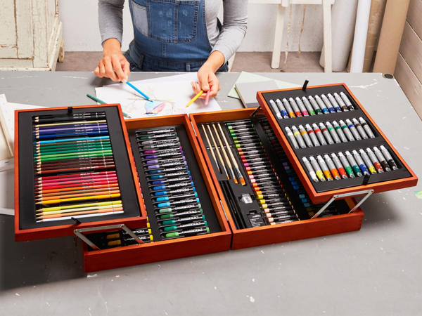Coffret à dessin et peinture