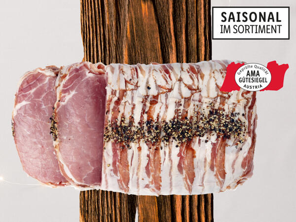 Frische Duroc Karreerose im Speckmantel